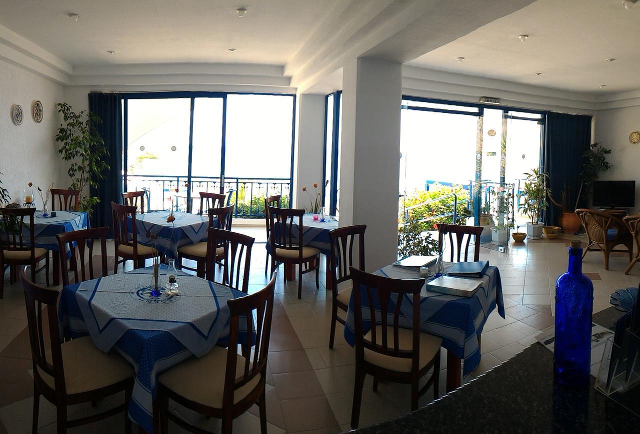 Hotel Eleni Beach Livadia  Екстериор снимка