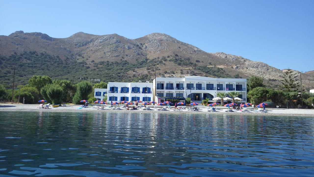 Hotel Eleni Beach Livadia  Екстериор снимка